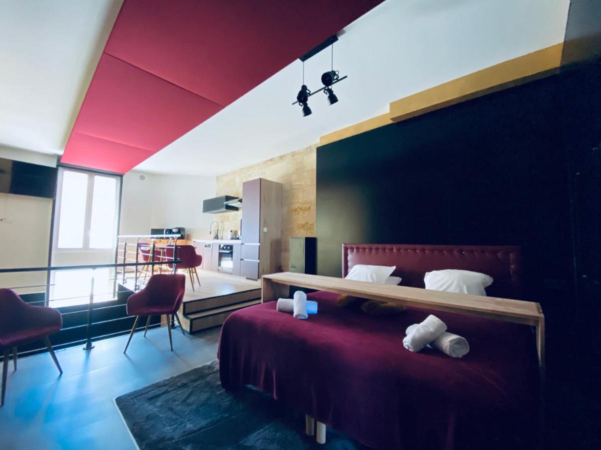 Mieuxqualhotel Jacuzzi Privatif Love Room Бордо Екстер'єр фото